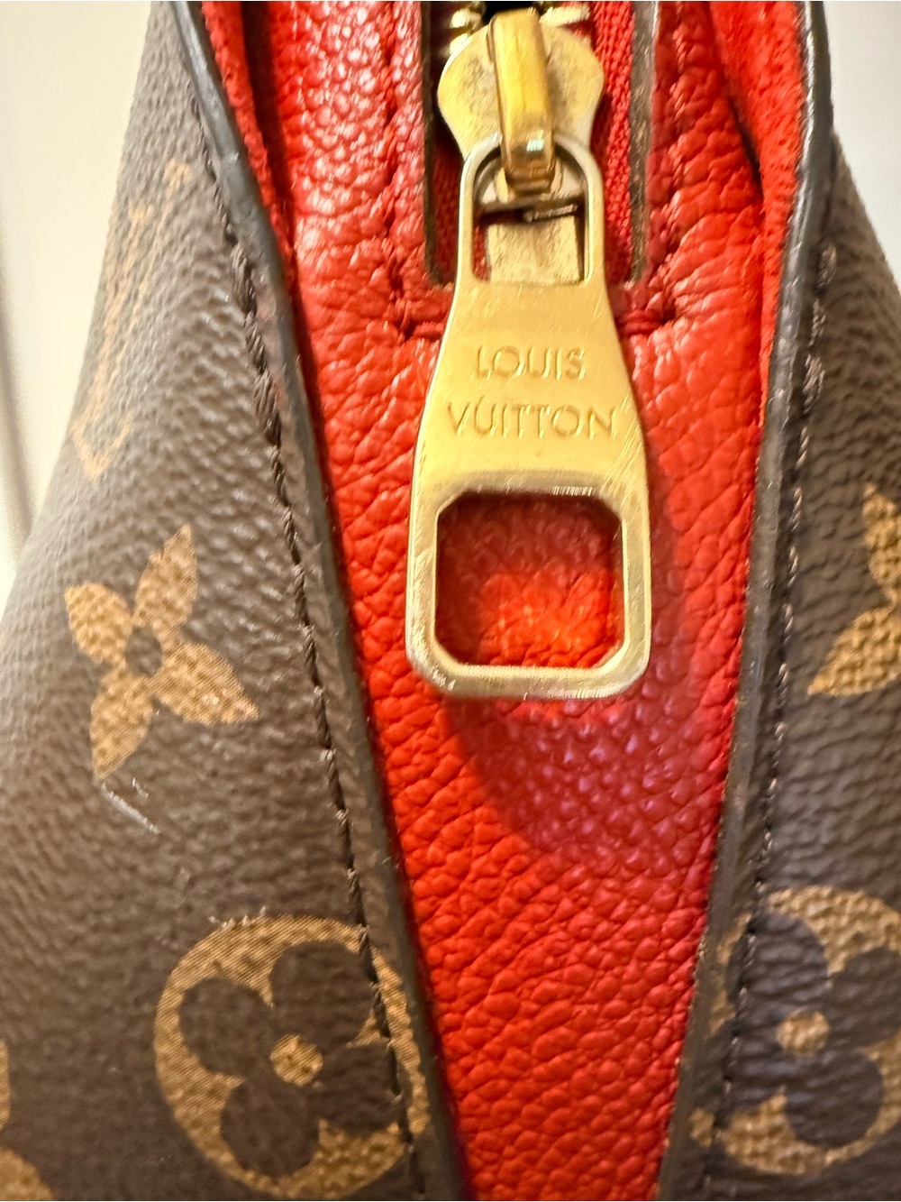 *AUTHENTIC* LOUIS VUITTON - MONOGRAM RED TWO WAY BAG - Picture 10 of 16